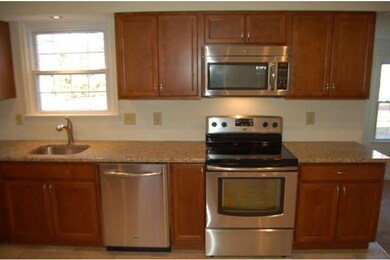 823 Stonybrook Ln, Lansdale, PA 19446 - photo 5