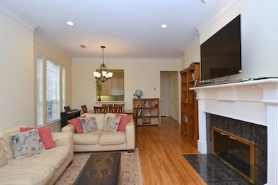 6841 Staffordshire Blvd, Houston, TX 77030 - photo 2