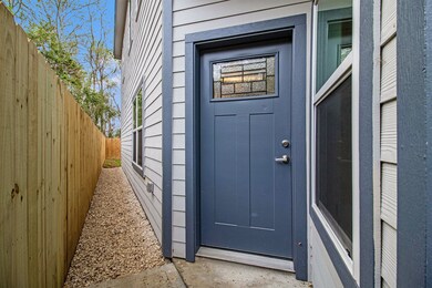 7804 Beckley St, Houston, TX 77088 - photo 6