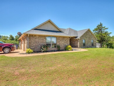View of front of property featuring a front lawn