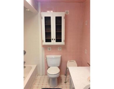 172 Endicott St unit 4, Boston, MA 02113 - photo 3