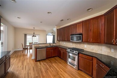 961 Colleton Meadow Dr unit 37, Clover, SC 29710 - photo 7