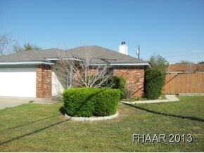 202 Wagontrain Cir, Copperas Cove, TX 76522 - photo 2
