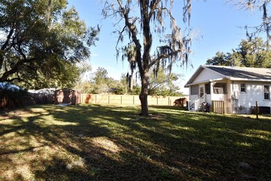 1015 Martin St, Deland, FL 32720 - photo 4