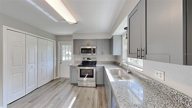 629 SE Pine Ave, Fort Meade, FL 33841 - photo 6