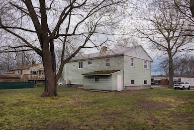 266 W Main St, Dudley, MA 01571 - photo 4