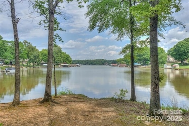 188 Water Oak Dr, Mooresville, NC 28117 - photo 5