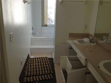 768 Orchid Dr, Davenport, FL 33897 - photo 4