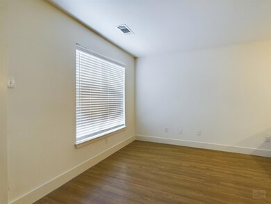 711 W 32nd St unit 143, Austin, TX 78705 - photo 4