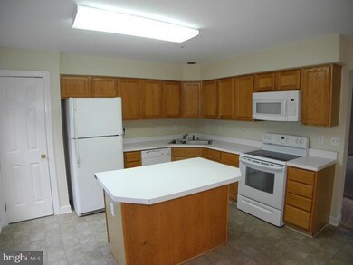 3534 Hammerstone Rd, Laurel, MD 20724 - photo 4