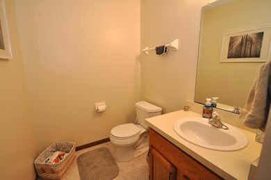 Half Bath/4822