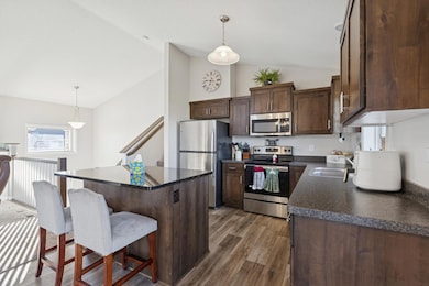 413 Terning Way, Howard Lake, MN 55349 - photo 6