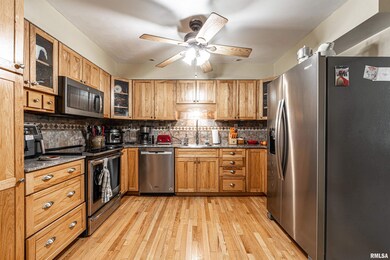 1720 N Ottawa St, Lincoln, IL 62656 - photo 6