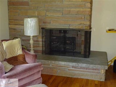 unlisted-address, Lansing, MI 48910 - photo 2