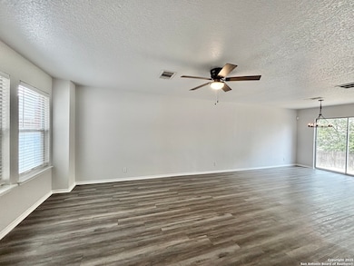 13030 Peregrine, San Antonio, TX 78233 - photo 3