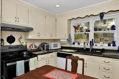 407 11th St SE, Cullman, AL 35055 - photo 6