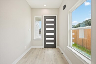 8015 Venus St unit A/B, Houston, TX 77088 - photo 6