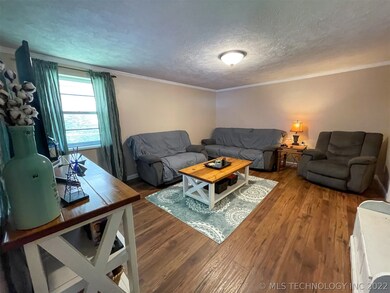 417 W 15th St, Ada, OK 74820 - photo 4