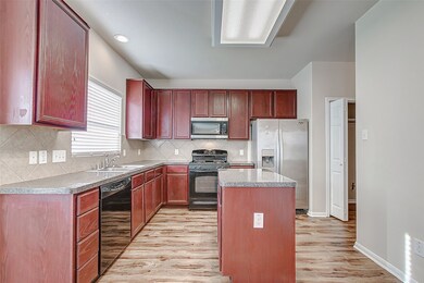 6862 Commerce Creek Dr, Houston, TX 77040 - photo 6