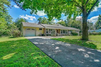 91 Branford Cir, Tinton Falls, NJ 07724 - photo 4