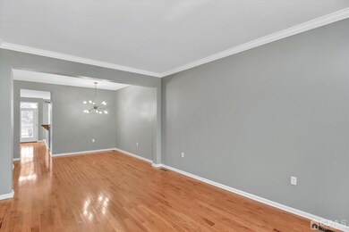 27 Vincent Behan Blvd unit 27, Edison, NJ 08837 - photo 5