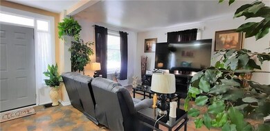 359 4th Ave, New Kensington, PA 15068 - photo 4