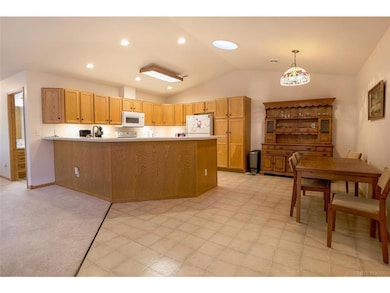 330 Meadowview Ct, Baldwin, WI 54002 - photo 7