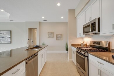 8024 Clearwater Ct, Sarasota, FL 34241 - photo 6