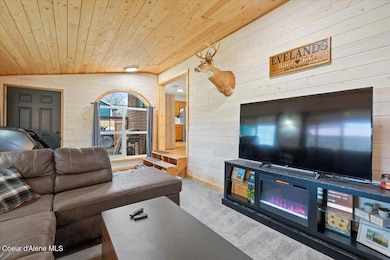 07-Living Room