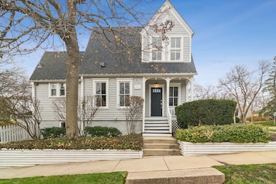 202 E Hillside Ave, Barrington, IL 60010 - photo 2