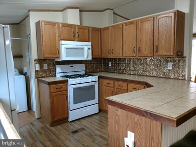 164 Liberty Cir, Hereford, PA 18056 - photo 3