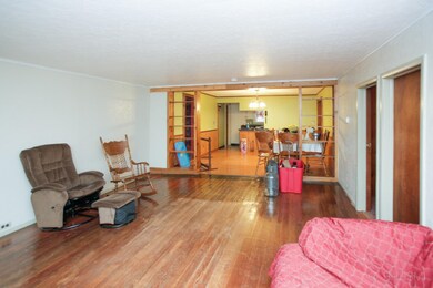 5403 hickory rd-105