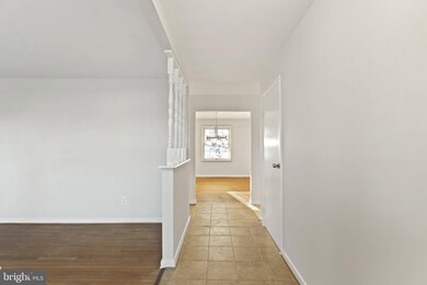 12810 Asbury Dr, Fort Washington, MD 20744 - photo 6