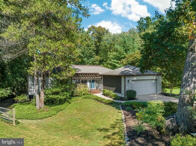 12398 Copenhagen Ct, Reston, VA 20191 - photo 2