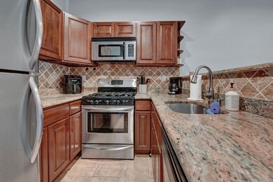 243 Pearsall Ave unit 2R, Jersey City, NJ 07305 - photo 7