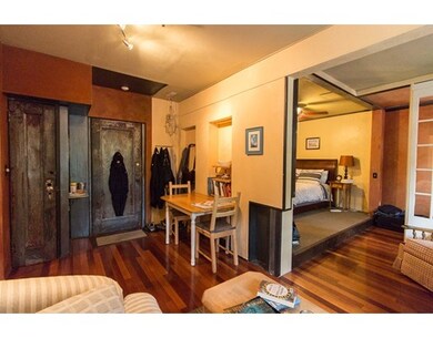 10 Jamaicaway Ct unit 4, Jamaica Plain, MA 02130 - photo 2