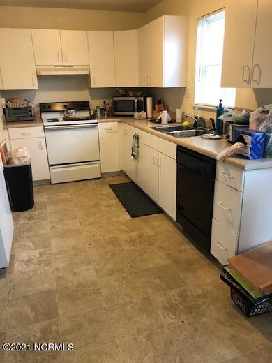 2519 East St, Winterville, NC 28590 - photo 4