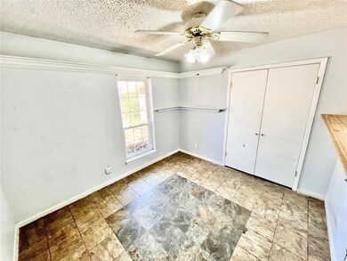 914 S Hyde Park Ave, Denison, TX 75020 - photo 6