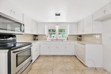 2631 N Pershing St, Wichita, KS 67220 - photo 6