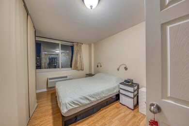 Mandalay on the Hudson unit 306, Jersey City, NJ 07302 - photo 6