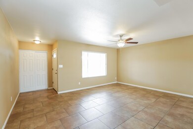 9608 N 43rd Dr, Glendale, AZ 85302 - photo 3