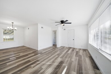 3765 W 44th St, Tulsa, OK 74107 - photo 3