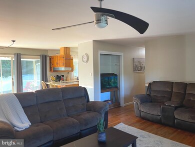 45446 Baringer Dr, California, MD 20619 - photo 6