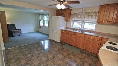 23 Jericho Rd, Pelham, NH 03076 - photo 6