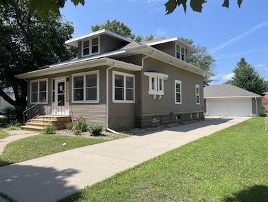 1011 6th Ave, Mountain Lake, MN 56159 - photo 2