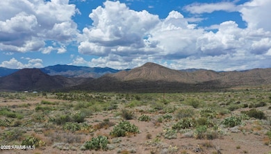 17500 S Dripping Springs Rd unit 14, Mayer, AZ 86333 - photo 4