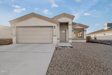 13660 Baja Vista Ct, Horizon City, TX 79928 - photo 5