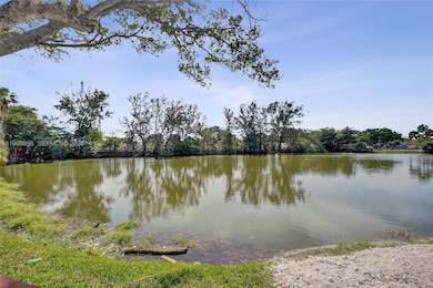 1300 NE Miami Gardens Dr unit 320E, Miami, FL 33179 - photo 3