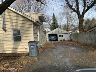 321 Oakhurst St, Troy, NY 12182 - photo 2