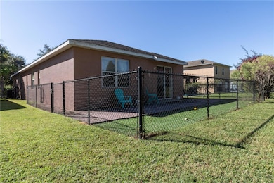 7041 Chatum Light Run, Bradenton, FL 34212 - photo 2